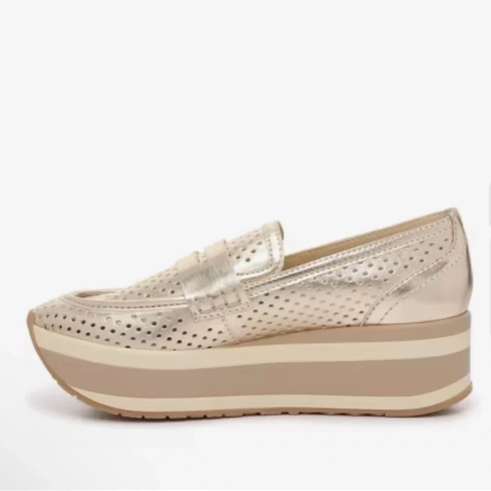 Dolce Vita Janine Gold Platform Loafers MSRP $155